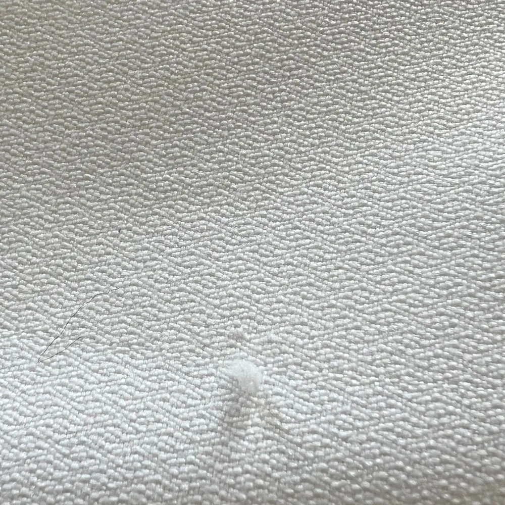 N/A cream white